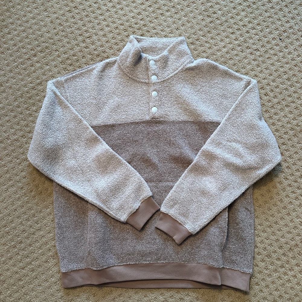 Outdoor Voices Men's Fleece in Beige